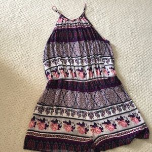 Sleeveless Romper Size M